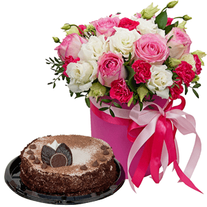 Miss charming with cake with delivery Magnitogorsk