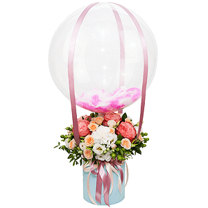 Spray rose: white, cream, light pink 50 cm - 7, Carnation white, cream - 5, lisianthus - 5, Peony rose Kahala 50 cm - 7, Round flower box small , Oasis, Film, Pistachio, Ruscus, Hypericum, Ribbon, Transparent balloon Bubble with filling