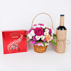 Gift set with sweets and non-alcoholic wine with delivery Magnitogorsk