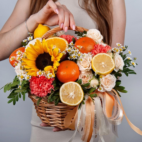 Peony sprayrose - 5, Sunflower - 1, Chamomile - 4, Pink carnation - 5, Small Basket, Oasis, Wrapping Paper, Pistachio, Orange, Tangerine, 1 pc., Lemon, 1 pc., Wooden skewer