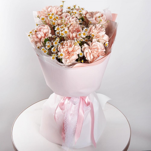 Carnation white, cream - 15, Chamomile - 6, Wrapping Paper