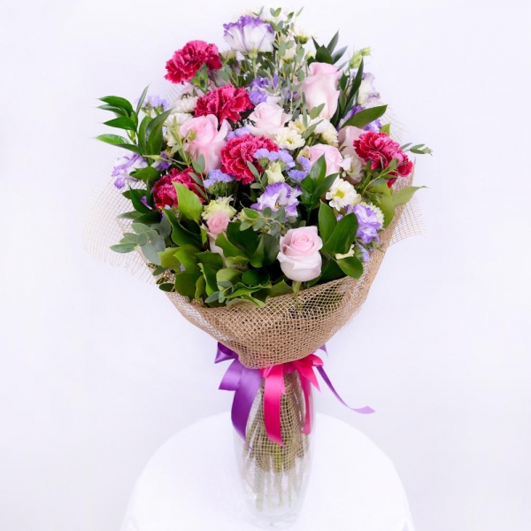 Pink rose 50 cm - 12, Pink carnation - 7, Santini White Spray Chrysanthemum - 6, Purple Lisianthus (Eustoma) - 6, Blue Statice, Ruscus, Eucalyptus parvifolia (1 pc.), Salal, Jute 1 meter, Ribbon