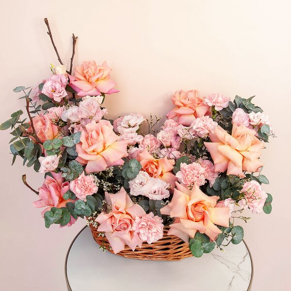 Pink rose 70 cm Ecuador  - 13, Pink Lisianthus (Eustoma) - 4, Pink carnation - 25, Medium Basket, Oasis, Limonium (1 pc.), Eucalyptus