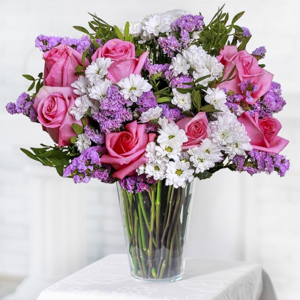 Pink rose 50 cm - 12, Santini White Spray Chrysanthemum - 8, Pistachio, Mesh (Abaka), Blue Statice, Ribbon