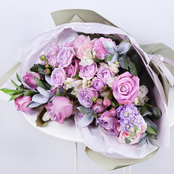 Pink rose 50 cm - 10, Spray peony rose Lavander, 50 cm - 4, Alstromeria white, soft pink - 3, Matthiola Lilac - 1, Pink carnation - 5, Ruscus, Wrapping Paper
