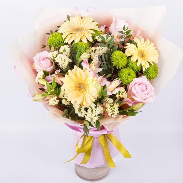 Gerbera yellow - 3, Pink rose 50 cm - 5, Alstromeria white, soft pink - 4, Athos pom Feeling Green - 2, Pistachio, Wrapping Paper, Yellow Statice