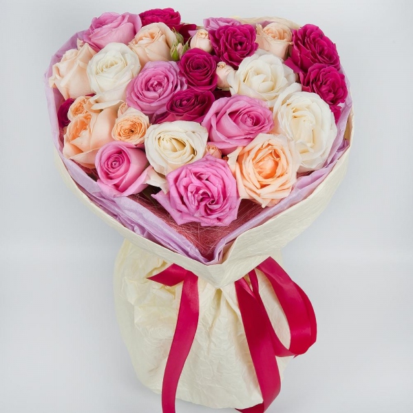 Bright pink spray rose mix, 50 cm - 2, Pink rose 50 cm - 8, White rose 50 cm - 6, Rose Cream 50 cm - 7, Spray rose: white, cream, light pink 50 cm - 2, Wrapping Paper, Bouquet frame structure