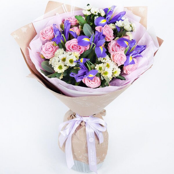 Irises - 9, Santini White Spray Chrysanthemum - 5, Bright pink spray rose mix, 50 cm - 4, Eucalyptus Cinerea, Wrapping Paper