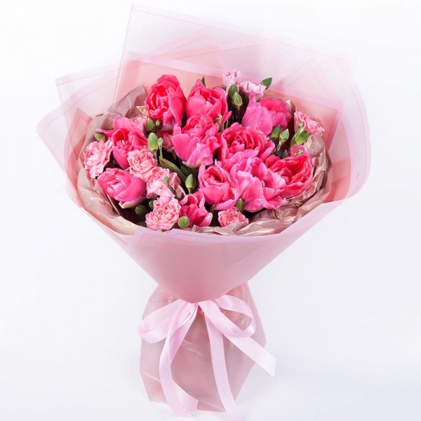 Pink tulip - 19, Pink spray carnation - 8, Wrapping Paper