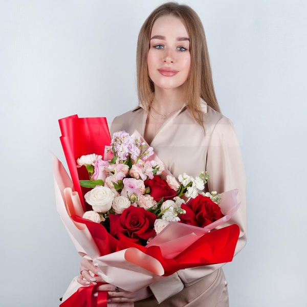 Rose Red 50 cm Ecuador - 3, White Matthiola - 2, Carnation white, cream - 6, Alstromeria white, soft pink - 5, Peony sprayrose - 3, Pink rose 50 cm - 2, White rose 50 cm - 2, Pink Matthiola - 2, Wrapping Paper