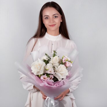 Carnations - 2, lisianthus - 1, White rose 50 cm Ecuador - 3, Pistachio, Wrapping Paper