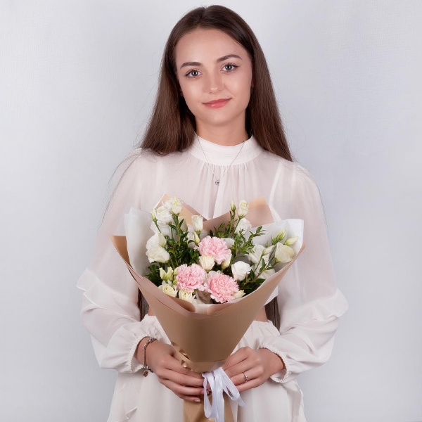 lisianthus - 3, Pink carnation - 5, Pistachio, Wrapping Paper