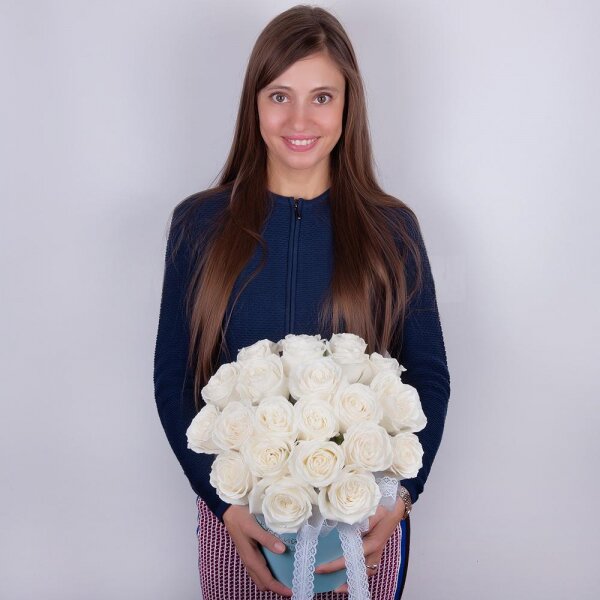 White rose 50 cm - 21, Round flower box small , Oasis, Wrapping Paper